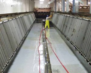Briess_CompartmentCleaning_72dpi