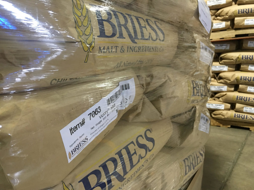 briess_pallet_paperbags_shipping